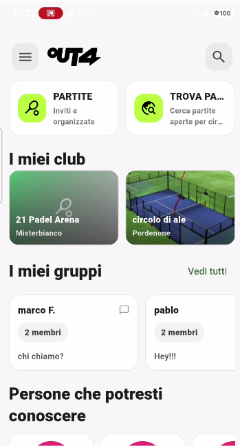 Schermata reale OUT4 con club, gruppi e persone della community
